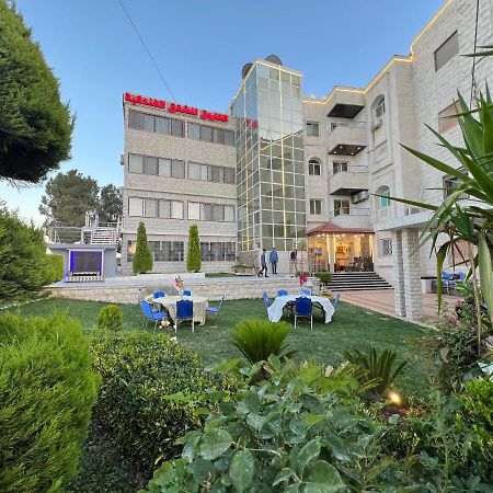 Al Farooq Hotel Apartments Amman Exterior photo